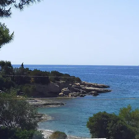 Archos Beachfront Studio